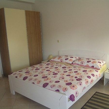 Deda Apartments Đảo Pag Ngoại thất bức ảnh